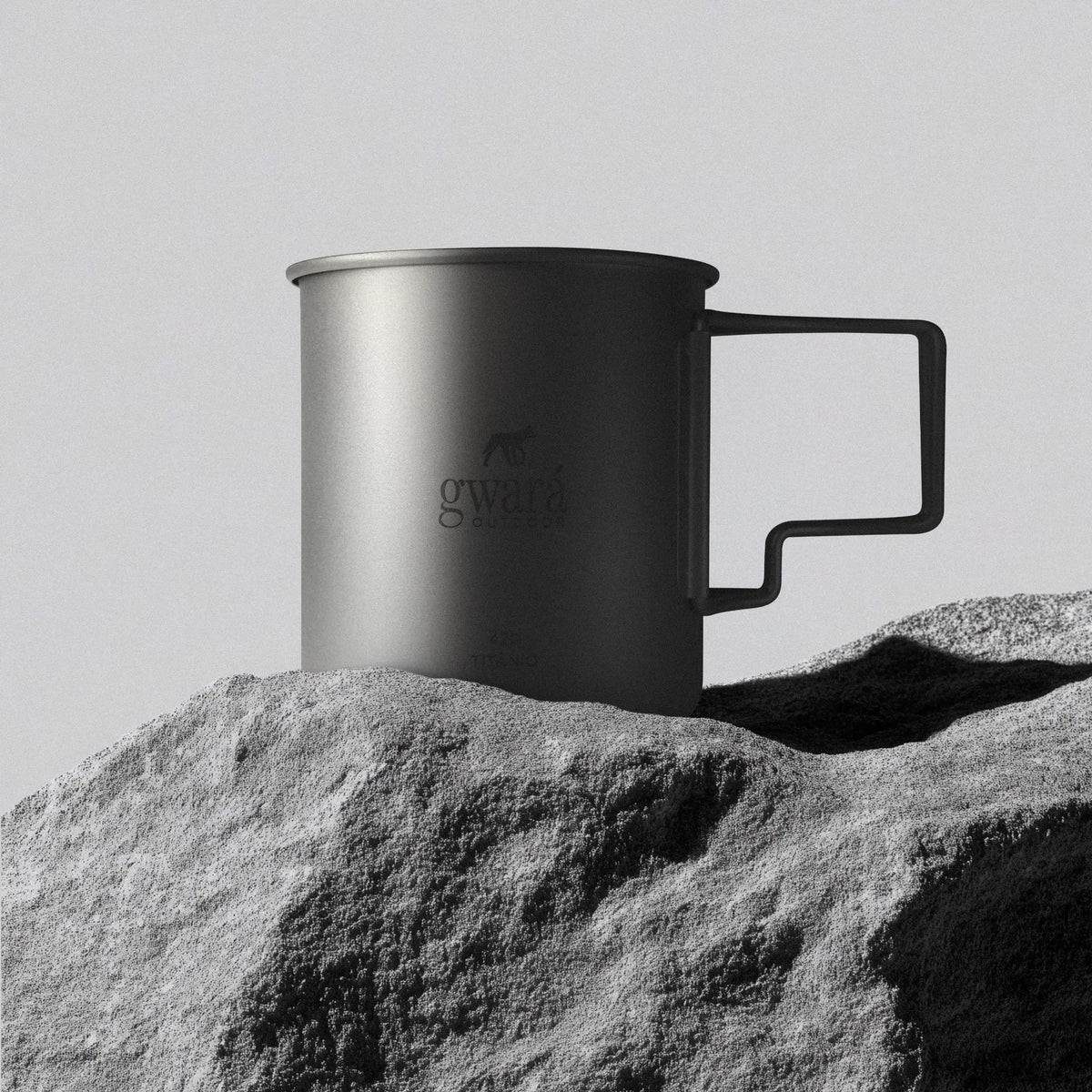 Caneca de Trekking e Camping com Alça Dobrável em Titânio Gwará Outdoor